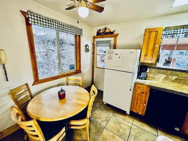 Cozy Bear South-Inside Yosemite-Sleeps 5 Apartment Йосемити Уест Екстериор снимка